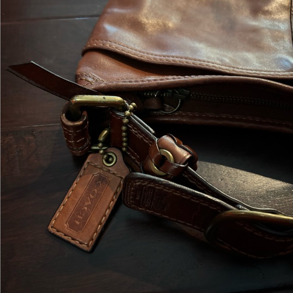 Coach Shoulder Bag Brown Leather, Vintage Y2K F076911416 - Picture 7 of 15